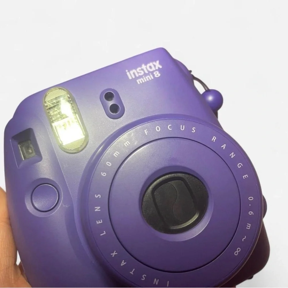 Fujifilm Instax Mini 8 in Deep Purple